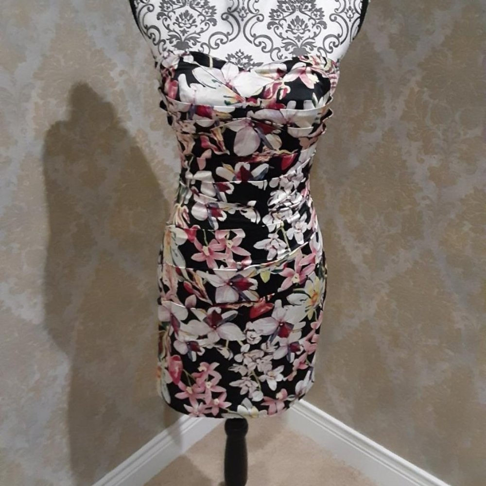 Lipsy London Darling floral silk sweetheart dress